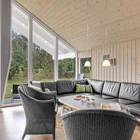 Pet Friendly In With Sauna *